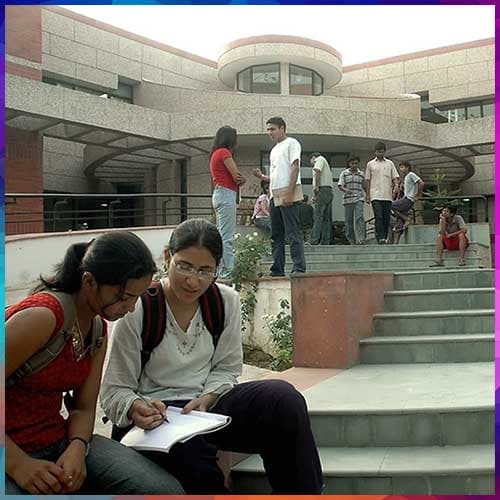 IIT Kanpur recruits teen who exposed CBSE portal flaws