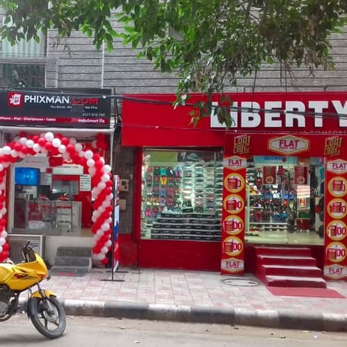 Phixman inaugurates its first store in Sikkim